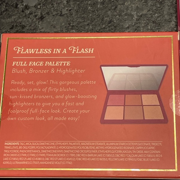 Laura Geller Flawless in a Flash full face palette blush, bronzer & highlighter - Picture 7 of 8